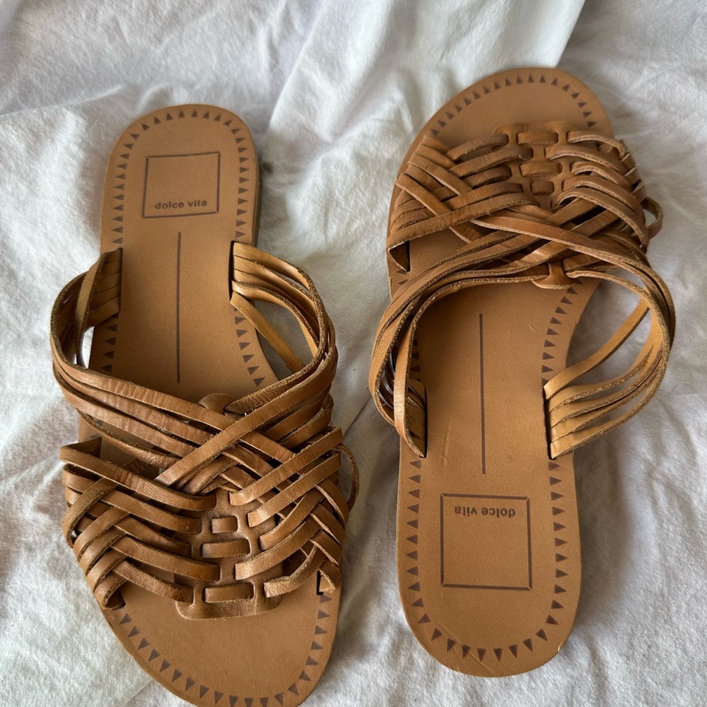 Dolce Vita Women's Woven Brown Sandals